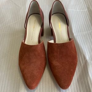 Intentionally blank shoes ( US 6.5-7)
